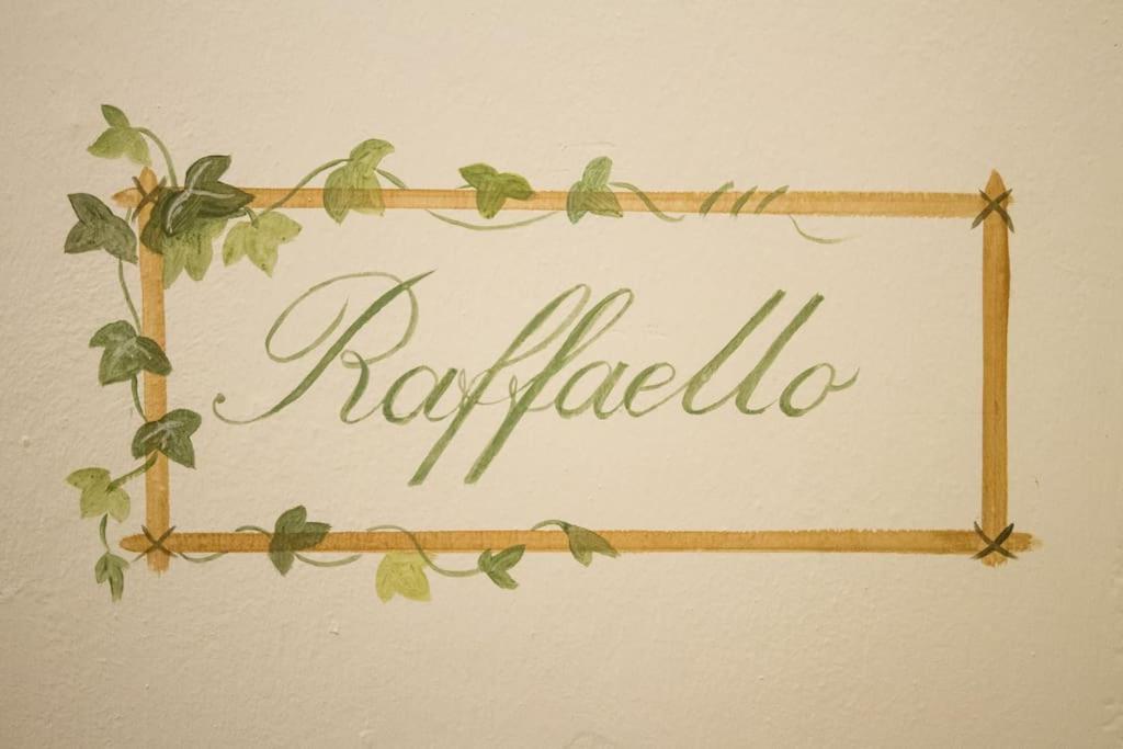 Next To The Duomo Of Florence, Raffaello, With Private Patio Apartment *